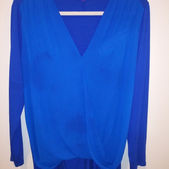 Top - Picture 2 of 7